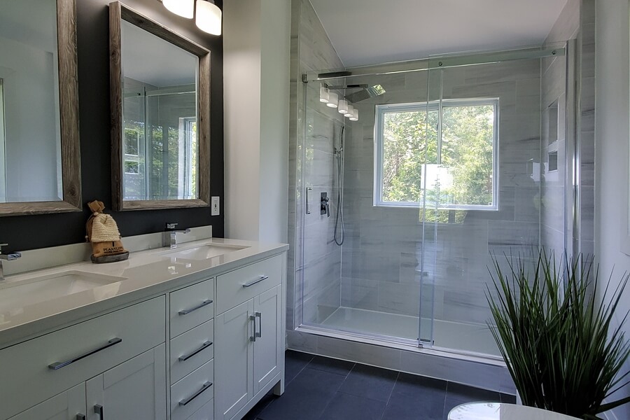 Master bedroom ensuite